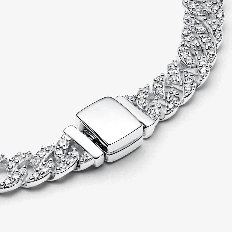 Exquisite Timeless Pavé Cuban Chain Bracelet