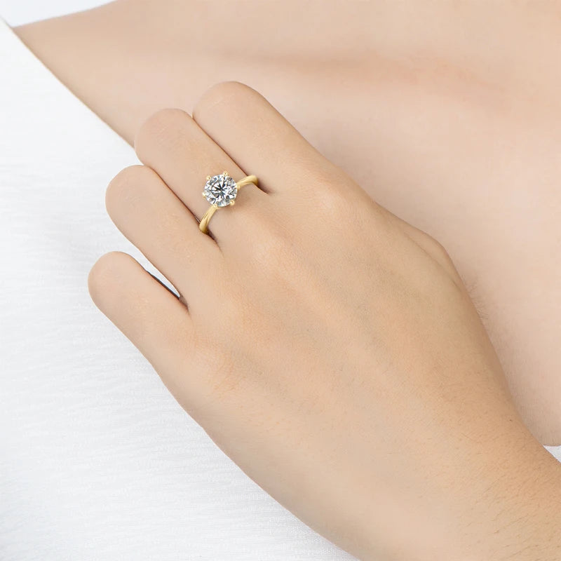 Anziw’s 4 Stunning Moissanite Solitaire Rings
