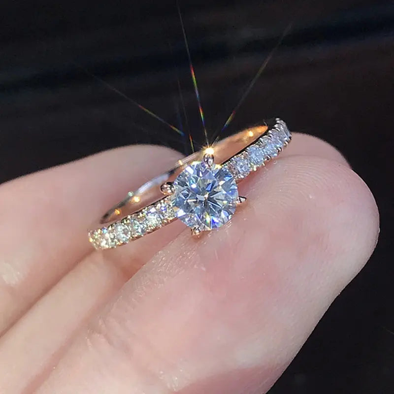 Gold-Color Light Luxury Ring