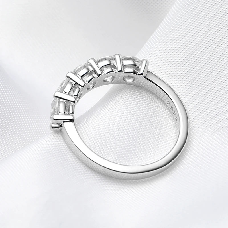 Exquisite White Gold Moissanite Ring