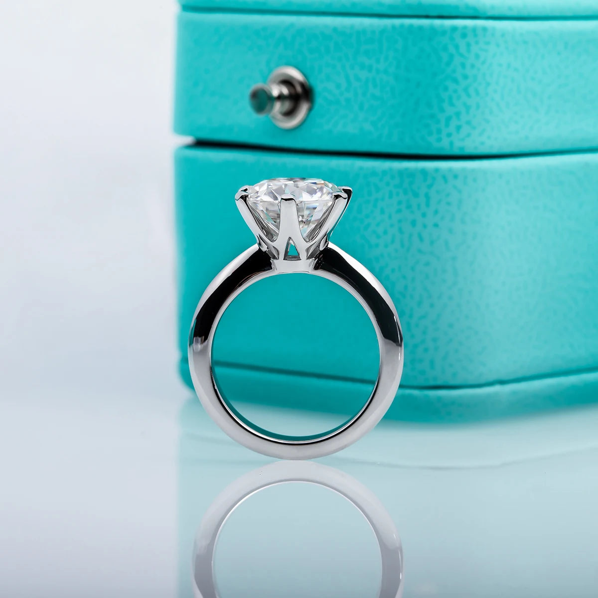 AnuJewel’s Moissanite Magic