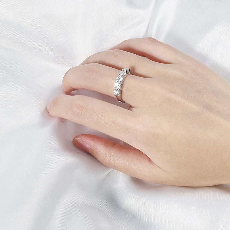 Exquisite White Gold Moissanite Ring