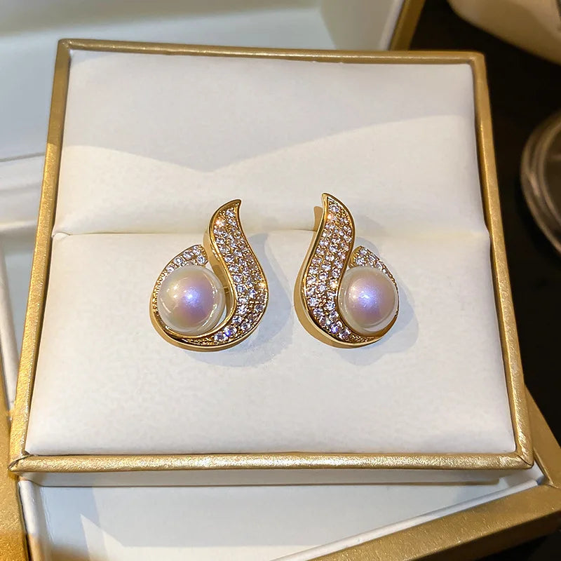 YOBEST’s Exquisite Floral Pearl Studs