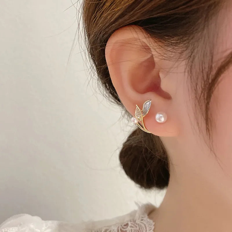 YOBEST’s Exquisite Floral Pearl Studs