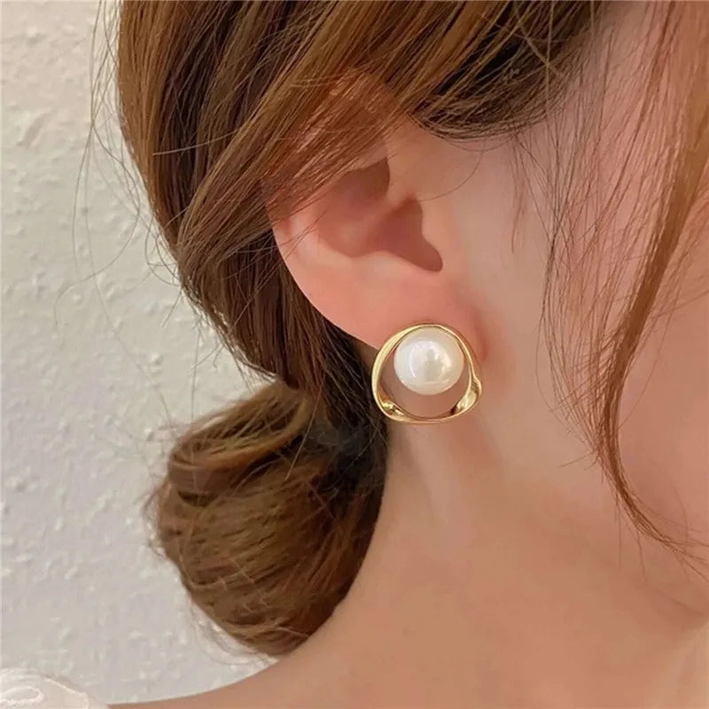 YOBEST’s Exquisite Floral Pearl Studs